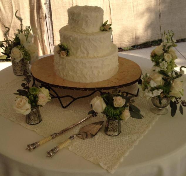 Flowers make this cake simple yet elegant