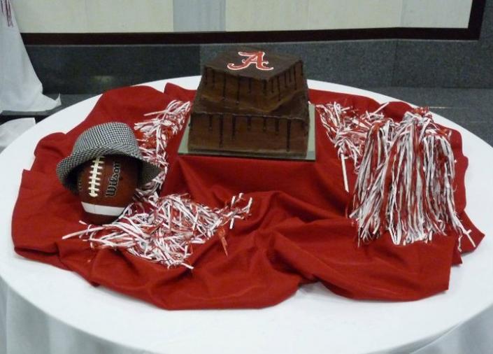 Roll Tide Groom's Cake