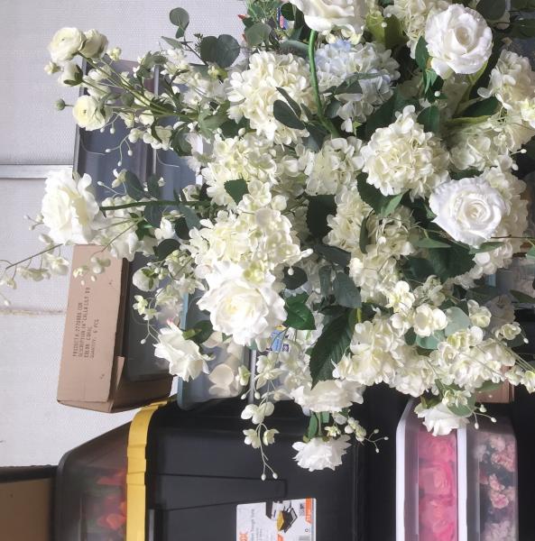 1 Arrangement Available (but can make more) @ $350/each. 

Arrangement contains White Roses, White Hydrangeas, Blue Hydrangeas (can be interchange for another color), White Orchids, White Ranunculus, Eucalyptus and Other Greenery.

Beautiful Natural Touch Look/High-Quality. 

(Stand Not Included.)
