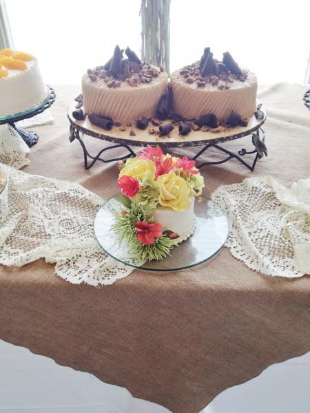 Chocolate cake with peanut butter icing 