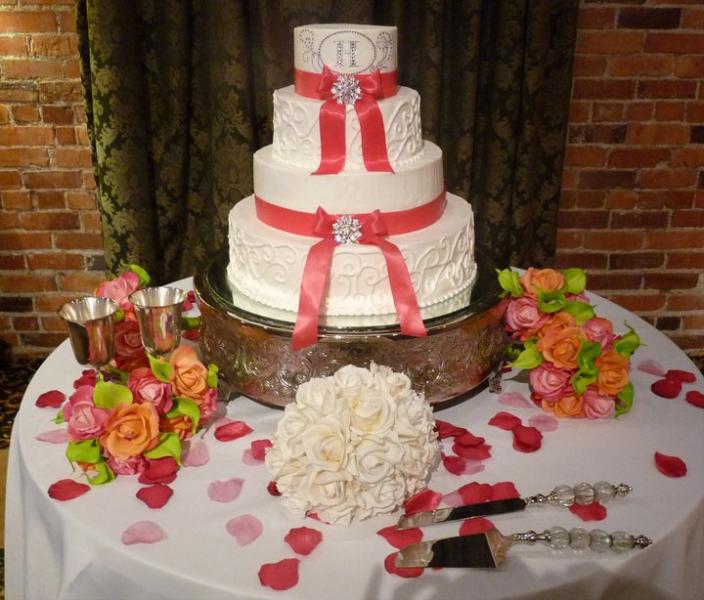  Brides cake at 129 Coosa in Montgomery