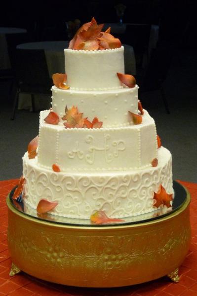 Brides cake with edible Fall leaves